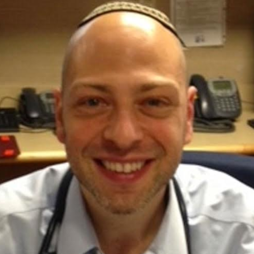 Leor Skoczylas, MD, Internist