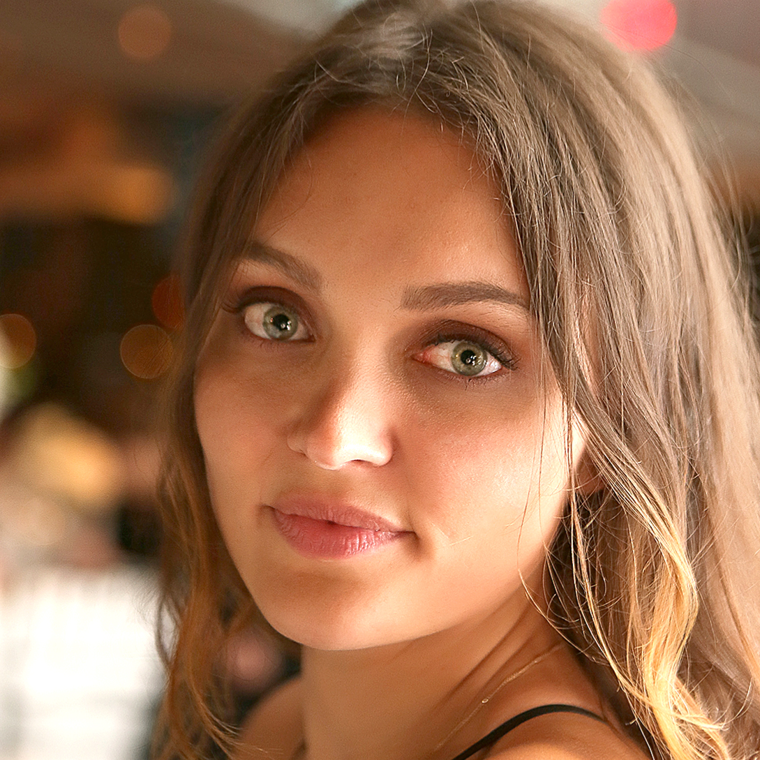 Oksana Derderian