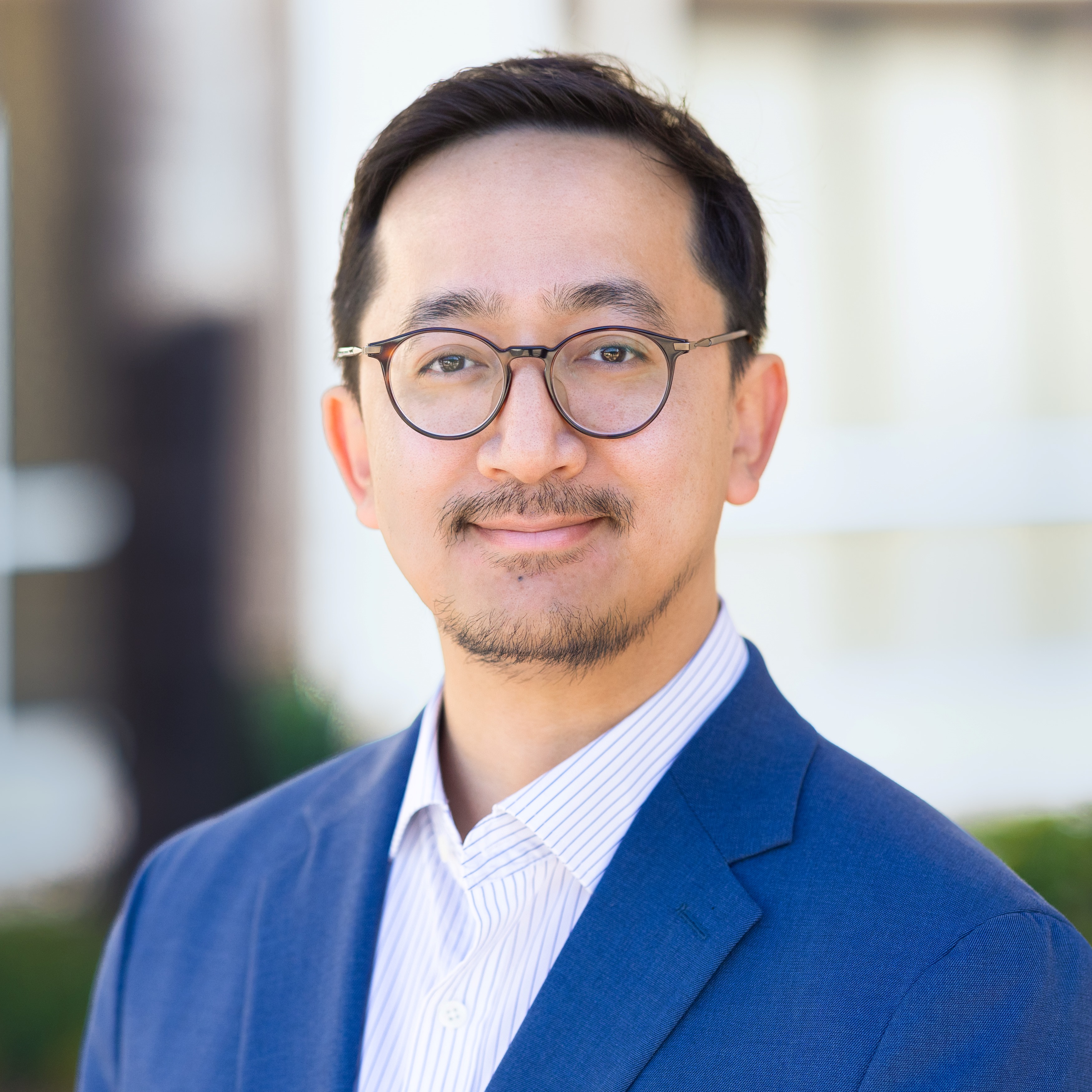 Dr. George Tun, MD