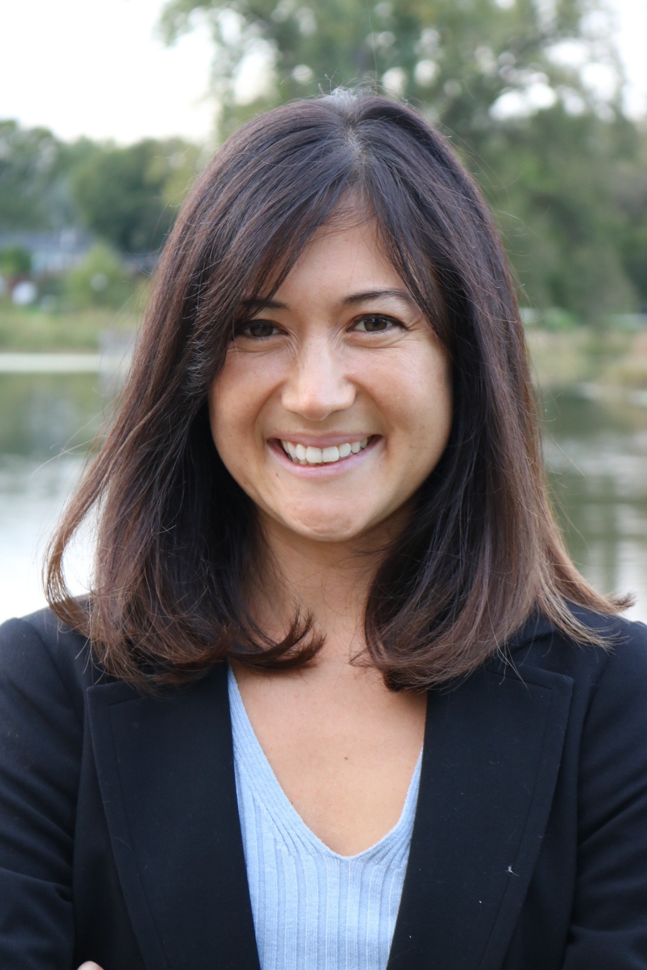 Sarah Hung, Lac