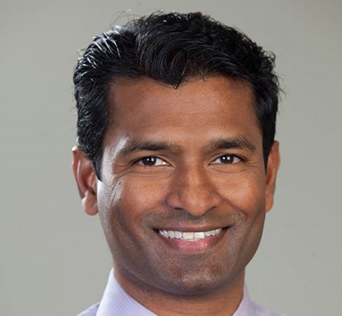 Dr. Ravi Ponnappan, MD, Orthopaedic Spine Surgeon