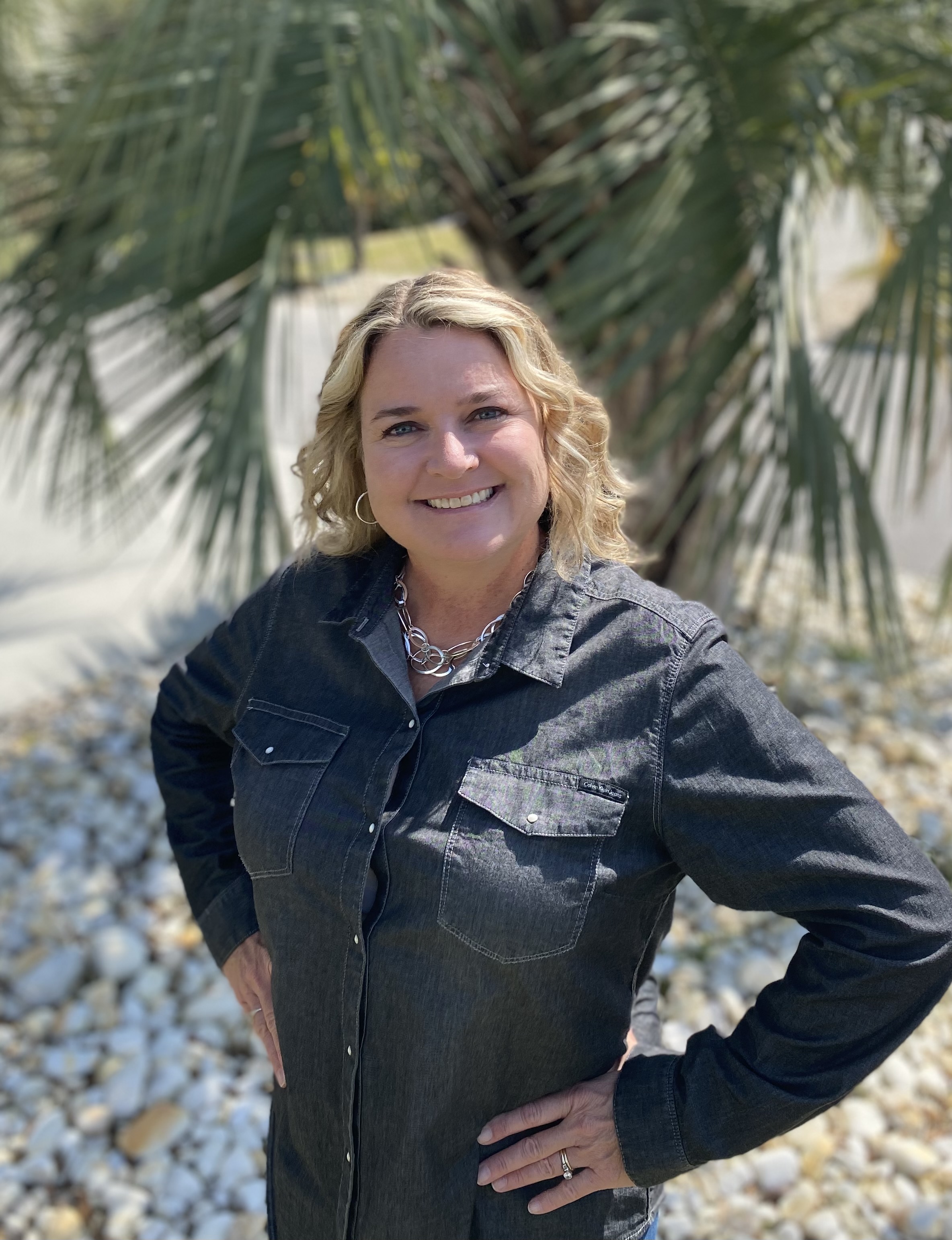 Dr. Jeri McCarson, DNP, CNM, Obstetrics & Gynecology Nurse Practitioner