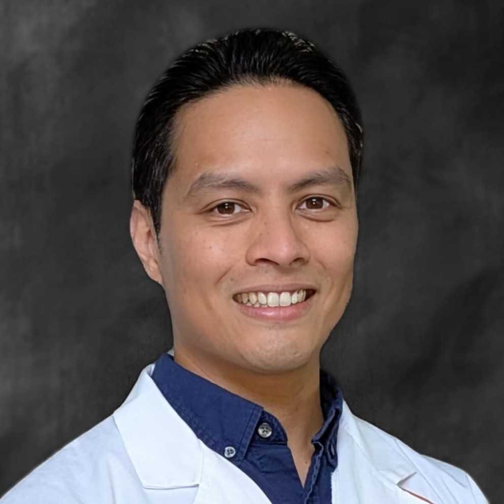 Julius Guiang, PMHNP