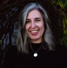 Dr. Amanda Lind, CRNP, RN
