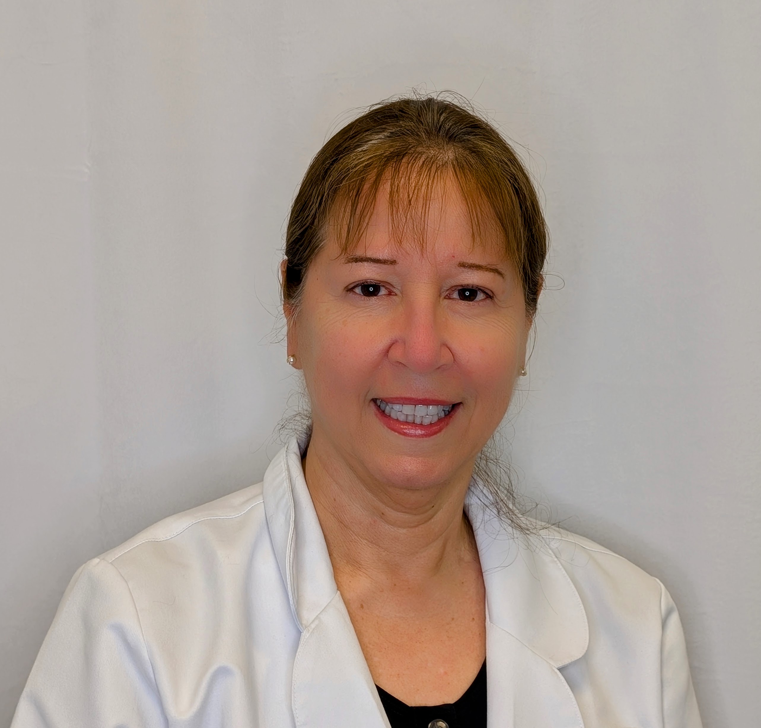 Dinah Henderson, APRN