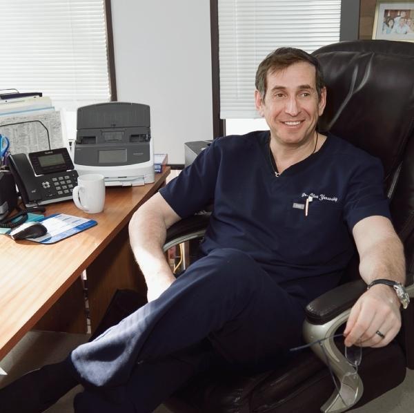 Dr. Alexander Yanovskiy, DPM