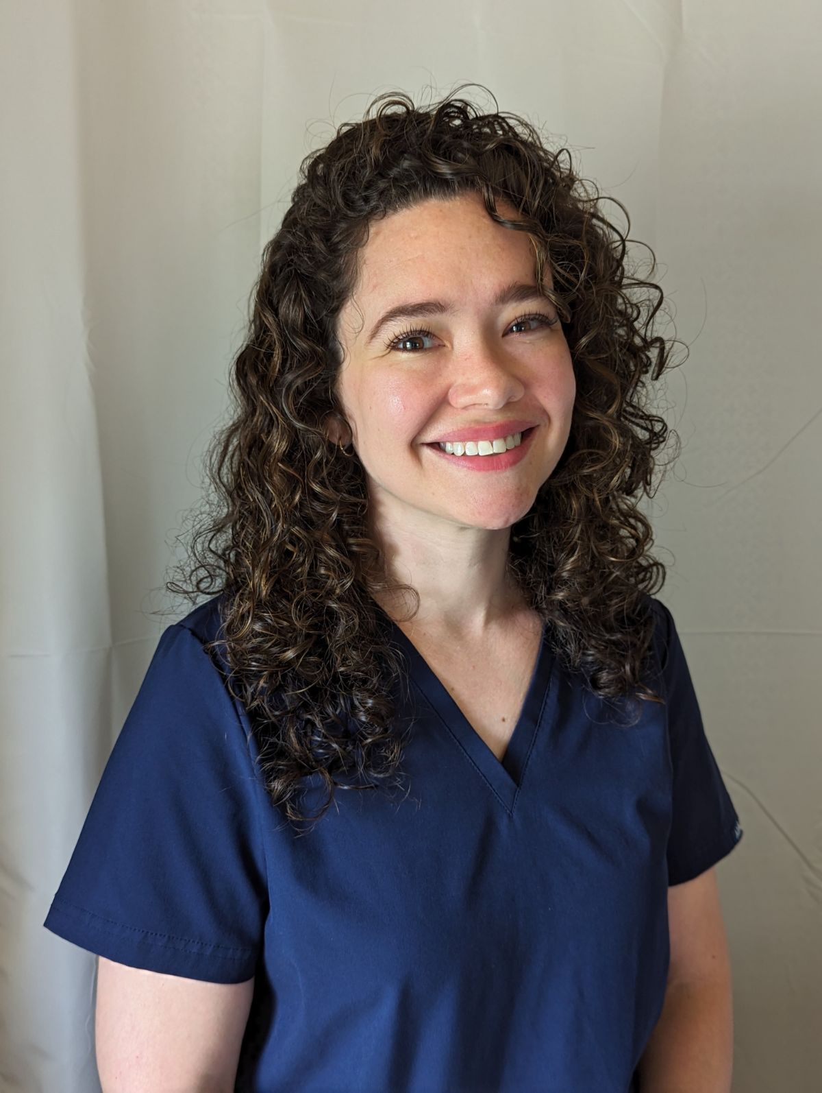 Nikki Mendoza, PMHNP