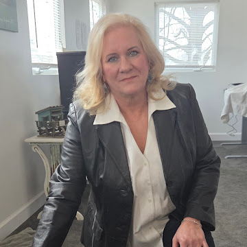 Amy Pharr, APRN, FPMHNP-C