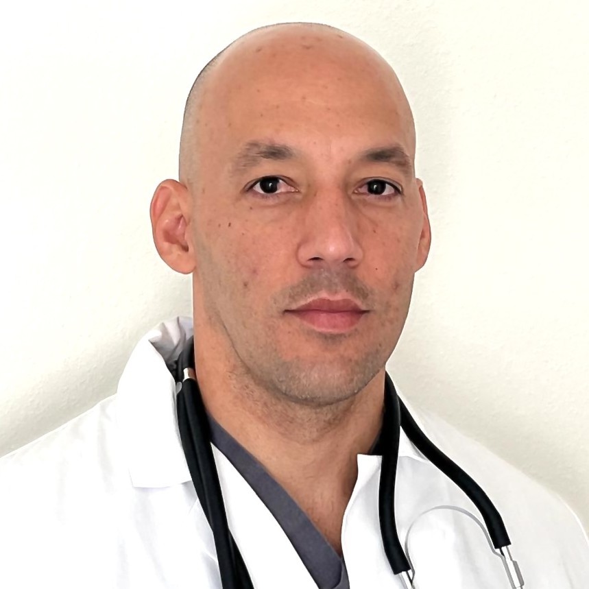 Armando Valles De La Cruz, FNP-C